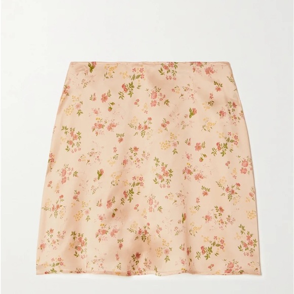 Reformation Benson Floral-Print Silk-Satin Mini Skirt in Vivian - Picture 3 of 9